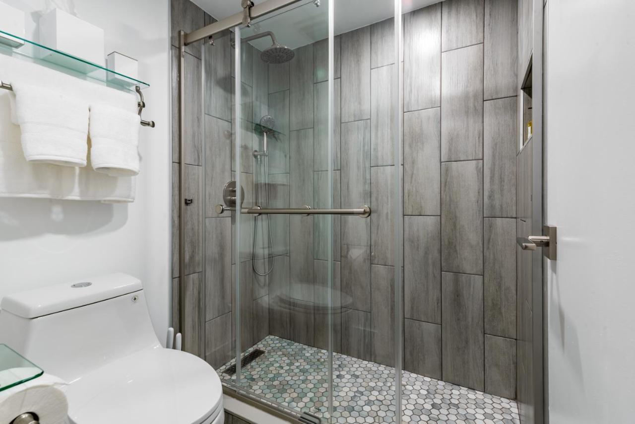 Apartamento Newly Renovated Oceanfront Studio W/ Balcony - Daytona Beach Exterior foto